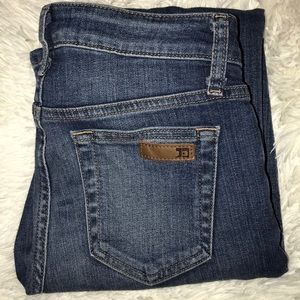 Joe’s jeans size 26🎊🎊